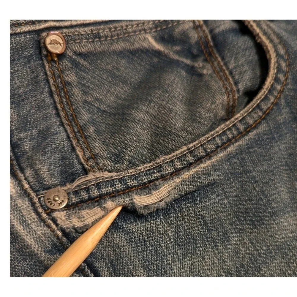 Tommy Bahama Mens Relaxed Straight Leg Blue Jeans Medium Wash Denim 31 Inseam